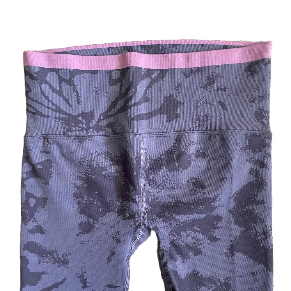 NWOT Free People Think Twice 7/8 Leggings in Nightingale